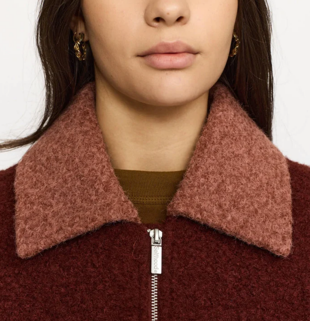 SELFHOOD SHORT JACKET - BURGUNDY