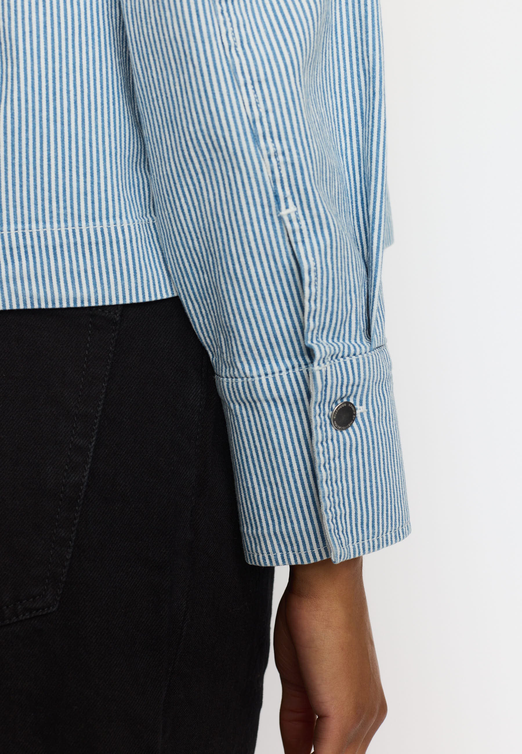 SELFHOOD CROPPED SHIRT - BLUE