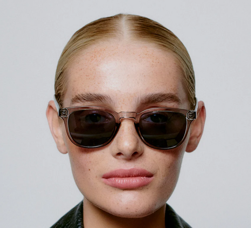 BATE - GREY TRANSPARENT