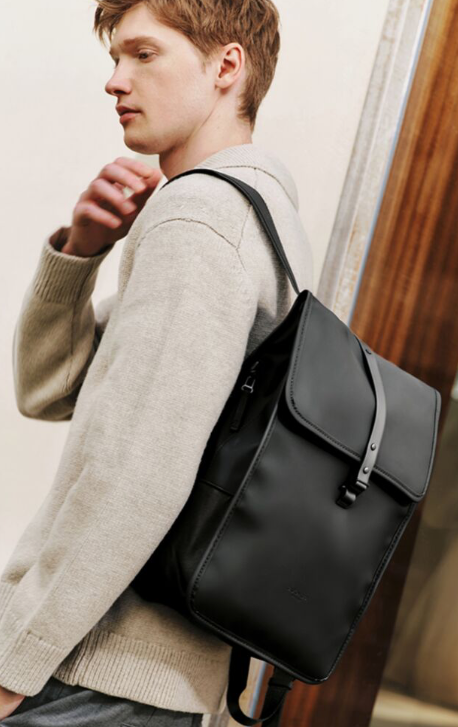 GASTON LUGA DASH BACKPACK 13" 14" - BLACK